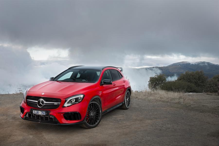  Mercedes-AMG GLA45 4Matic 2017 года  (AU) (фото 8 из 26)